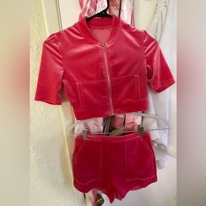 Pink velvet short set 🎀